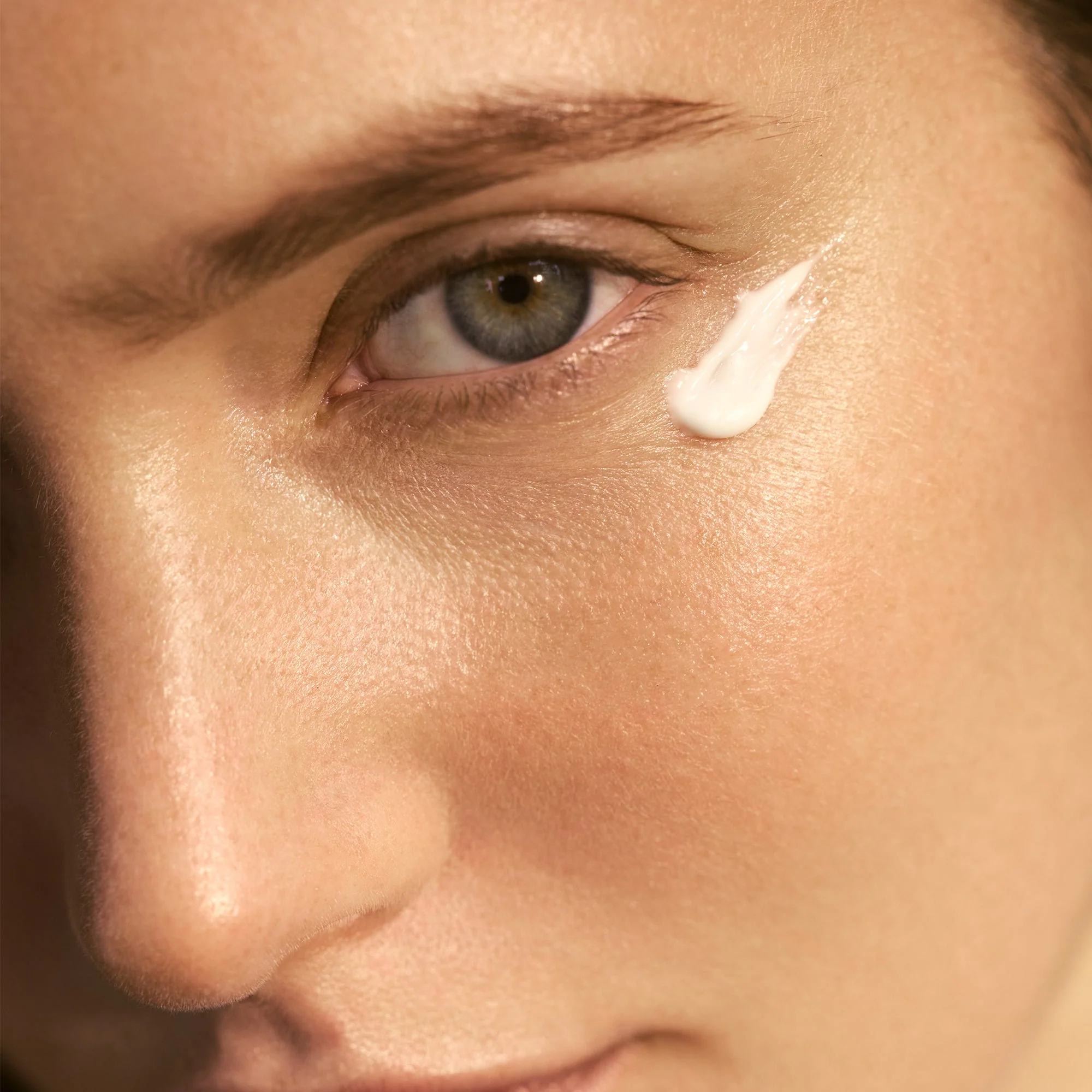 Radiance Antioxidant Eye Cream - Image 4